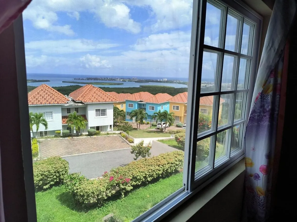 3 Bedroom With A Nice View Montego Bay 0*,